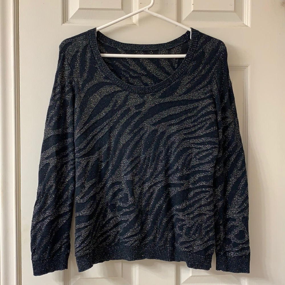 🌷3 for $25🌷Unbranded, US M, Black & Silver Sparkly Long Sleeve Zebra Sweater